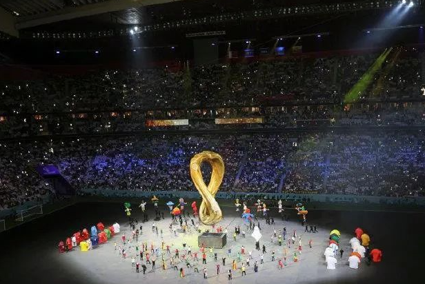 1500㎡LED显示屏 | 米兰milan,全方位服务卡塔尔世界杯